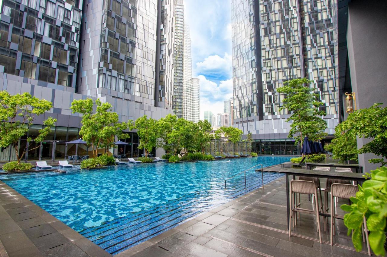 KLCC STAR RESIDENCE PREMIUM SUITE WITH ROOFTOP SWIMMING POOL KUALA LUMPUR